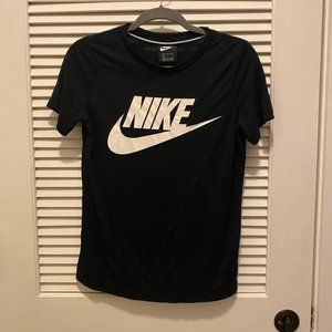 Nike Logo Short Sleeve Top